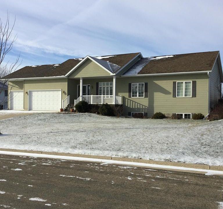 1st image of 675 Meadow Ln