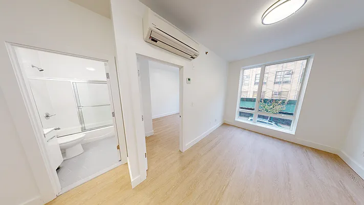 Rented by Marquis Real Estate Services | media 7