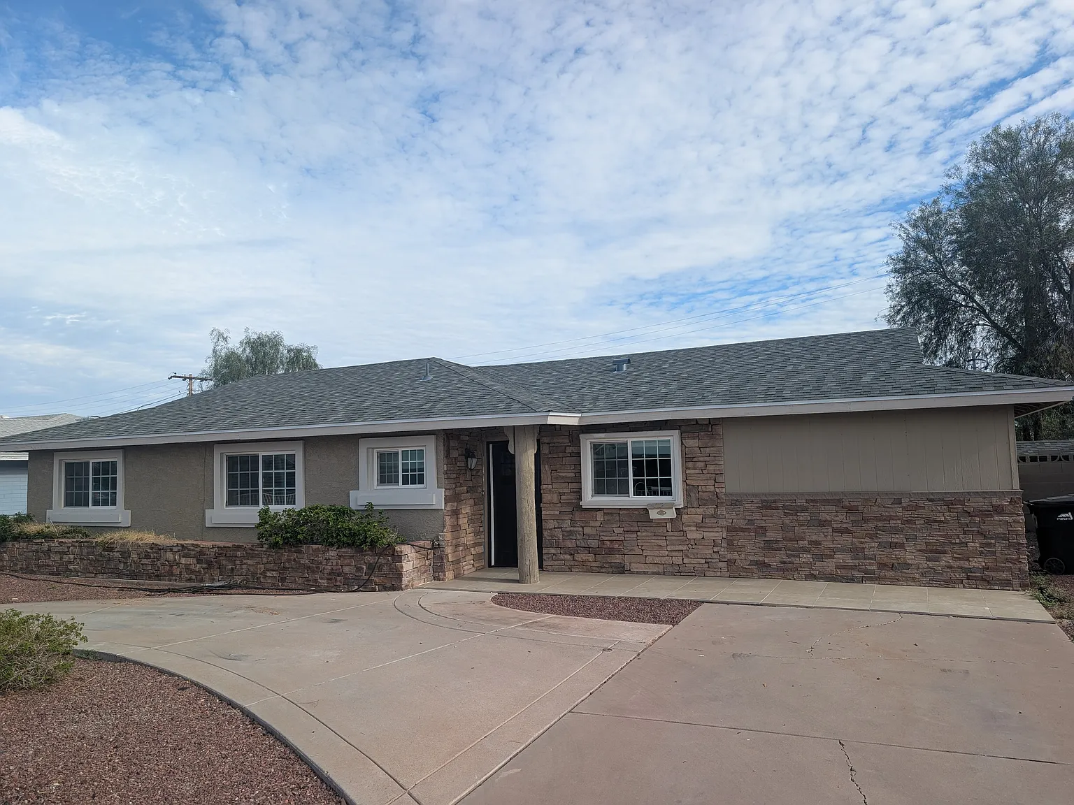 4 bed, 1861 sqft, $2,640 — Photo 1