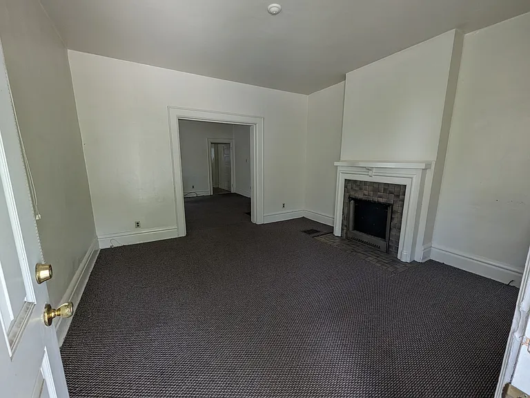 2292 Indiana Ave #2292 — Photo 2