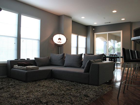 2nd image of 15203 Bellvue Way