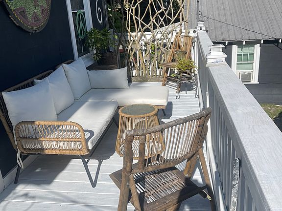 3rd image of 306 Davis St #A