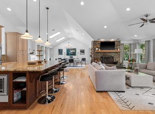 23 Hedges Banks Dr, East Hampton, NY 11937