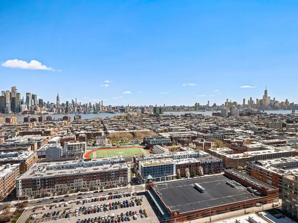 100 Manhattan Avenue image 1 of 50