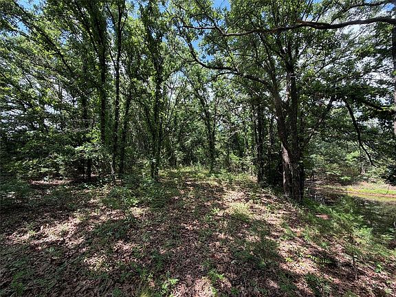2nd image of 337089 E 850th Rd