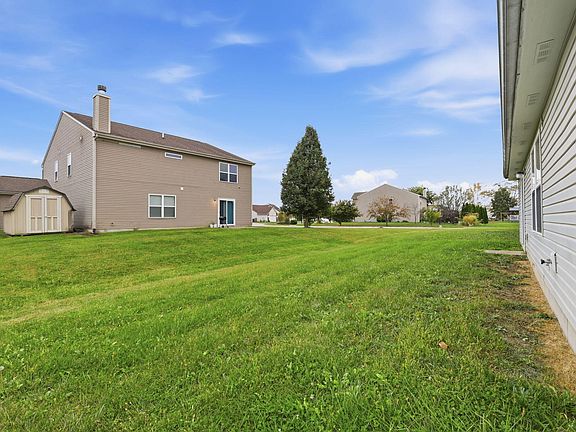 4th image of 11611 Ross Common Dr