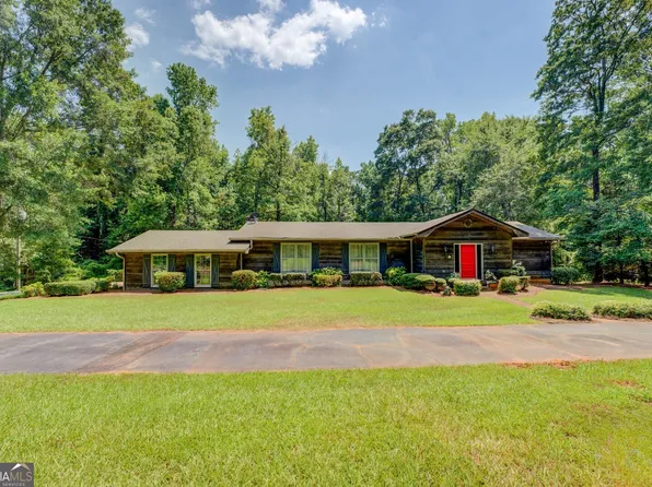 2400 White Pine Ln, Mansfield, GA 30055