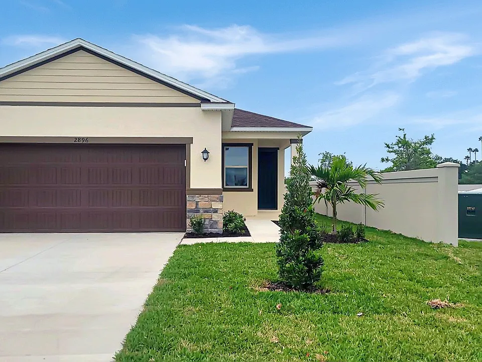 2896 89th Street Cir E