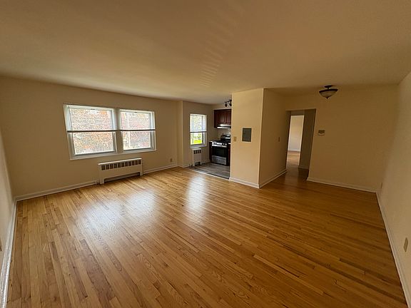 3rd image of 2161 Center Ave APT 1