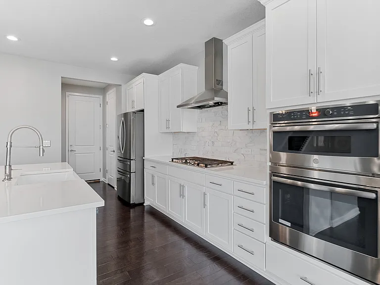 490 W Ridge Cir — Photo 21
