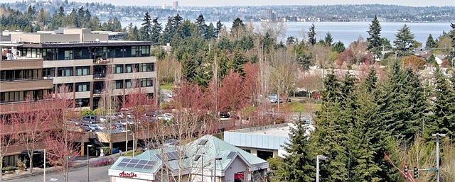 PANORAMIC VIEW OF LAKE WASHINGTON, SEATTLE, MERCER ISLAND AND SU