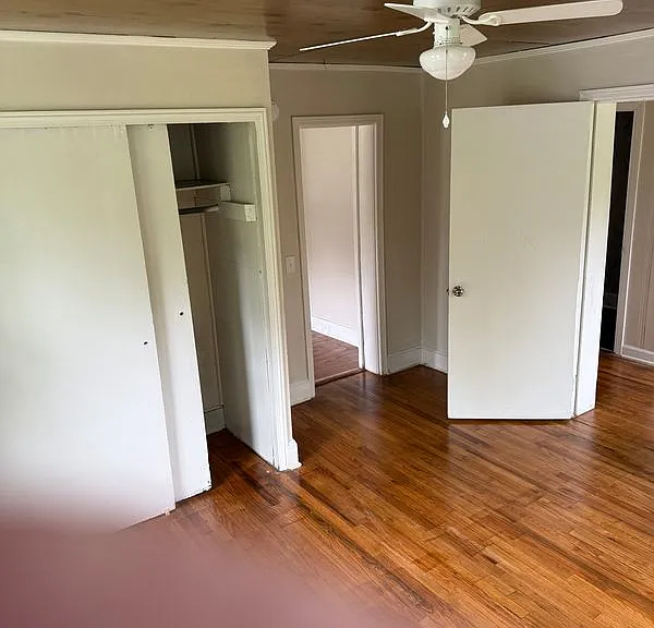 1613 Charles St — Photo 16