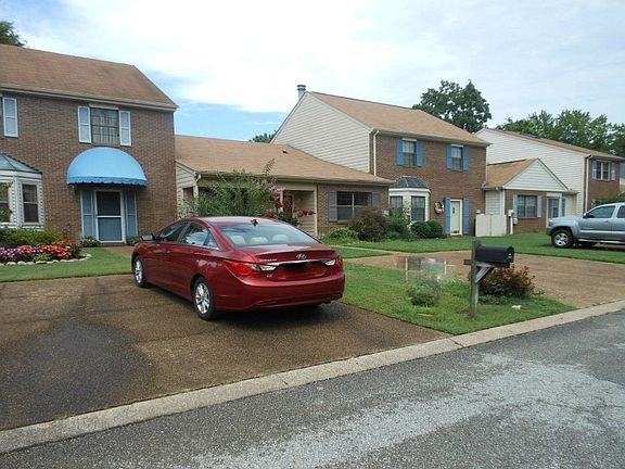 3rd image of 1297 Village Green Dr