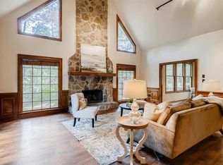 565 Wayt Rd, Roswell, GA 30076