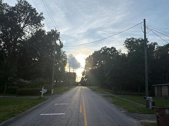 4th image of 4204 Burma Rd