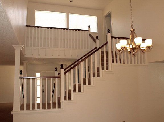 2nd image of 17 Chimney Holw