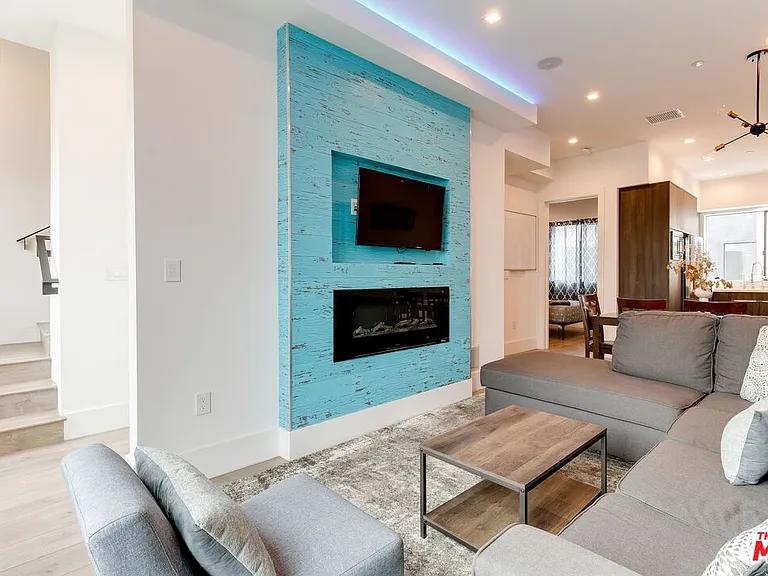 4826 W Pickford — Photo 20
