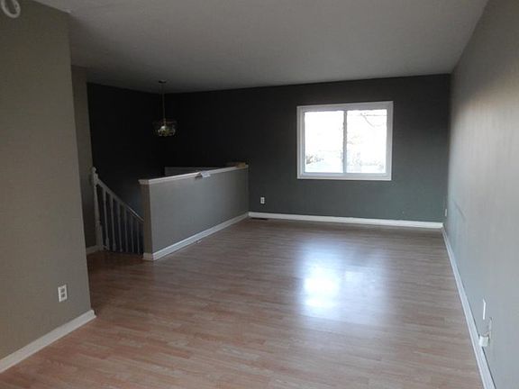 2nd image of 6399 Palmetto Dr