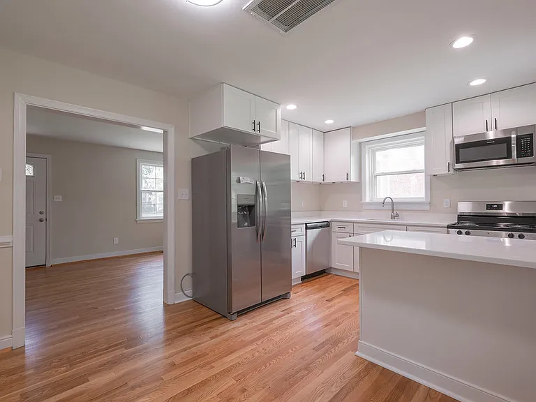 1315 Santa Rosa Rd — Photo 12