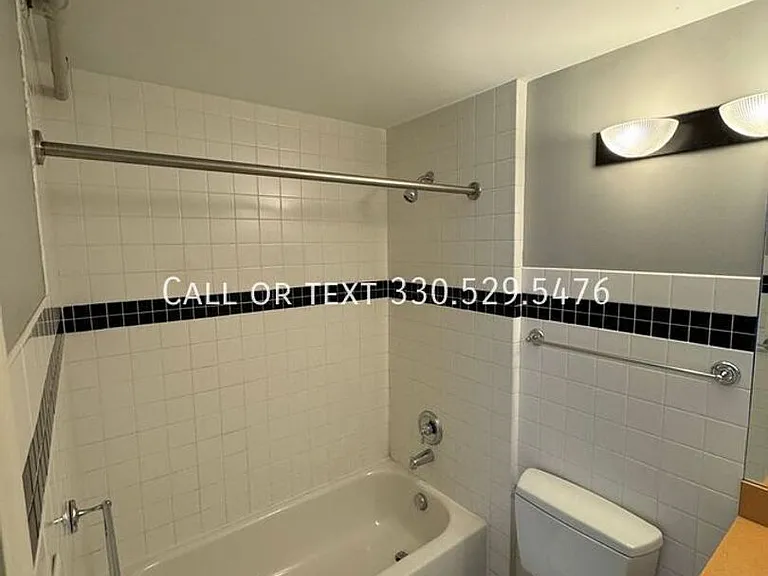 2404 Prospect Ave — Photo 42