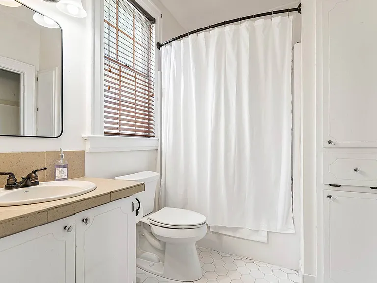 357 Felder Ave — Photo 24