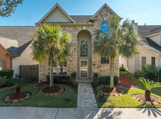 517 Brad Ct, Webster, TX 77598