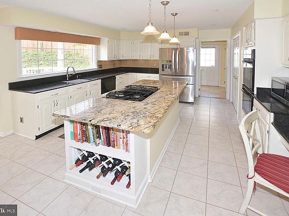 4th image of 14207 Pony Hill Ct