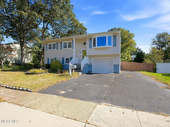 2nd image of 129 Poplar Way