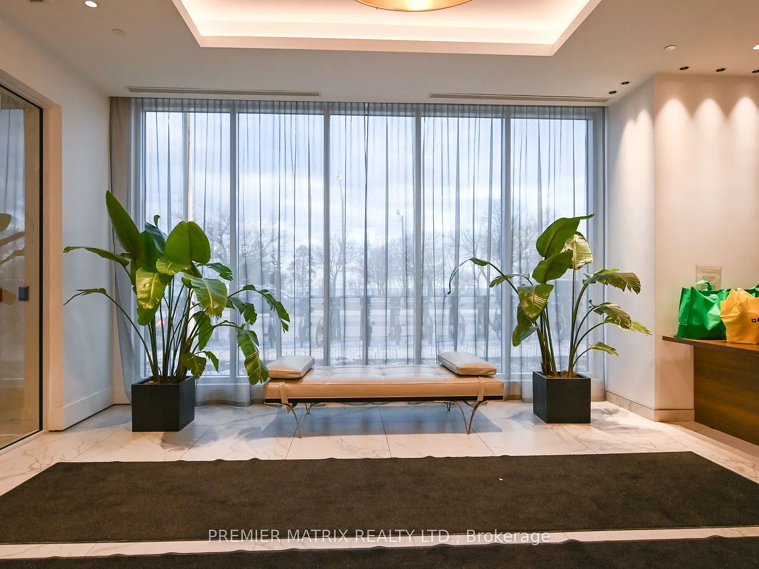 Mirabella Condo — Photo 2