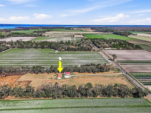 3rd image of 760 County Line Rd E