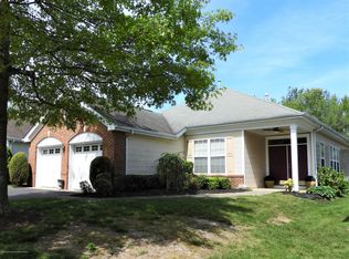 17 Morningside Ct, Lakewood, NJ 08701