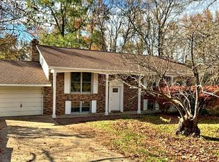 160 Crestview Dr, Batesville, AR 72501
