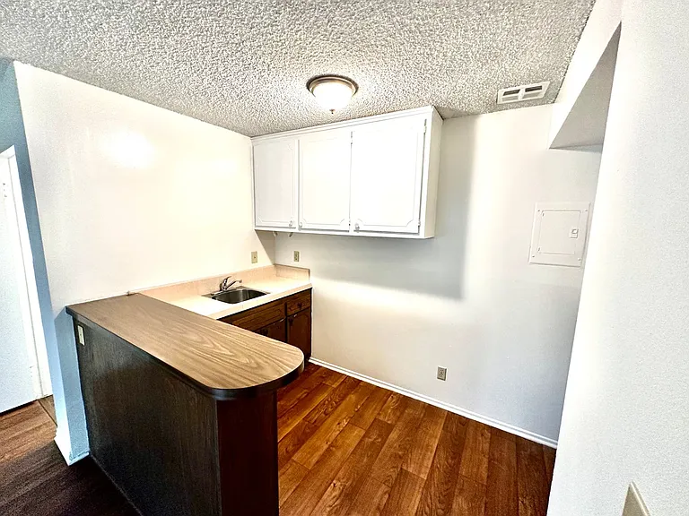 737 Center Pl — Photo 15