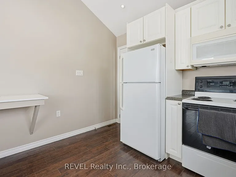 1098 Beaverdams Rd — Photo 11