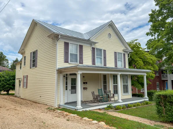 315 S Main St, Lexington, VA 24450
