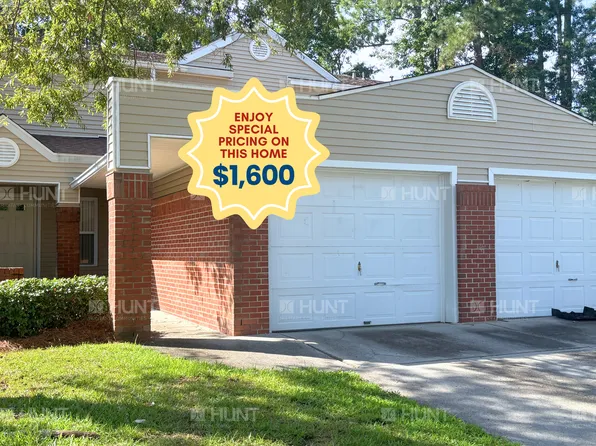 16 Bertie Rd, Havelock, NC 28532