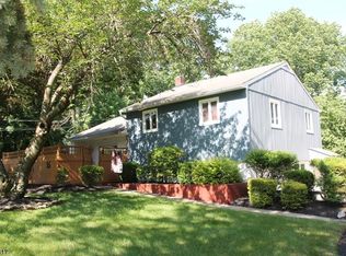 15 Cedar Grove Rd, Annandale, NJ 08801