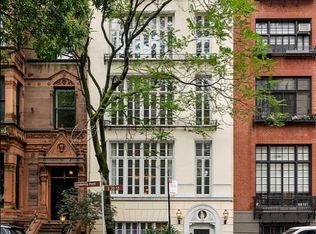 13 Gramercy Park S APT 1R, New York, NY 10003