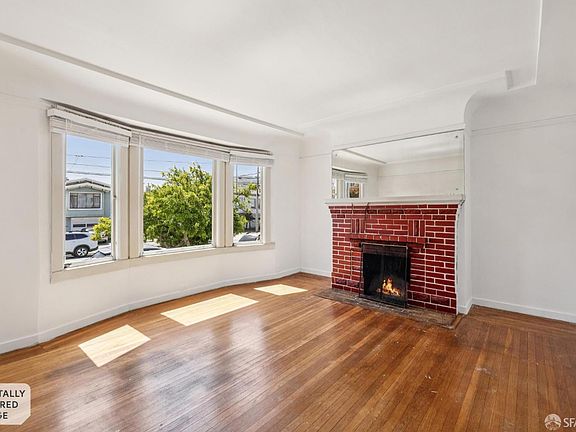 5th image of 900 Madrid St