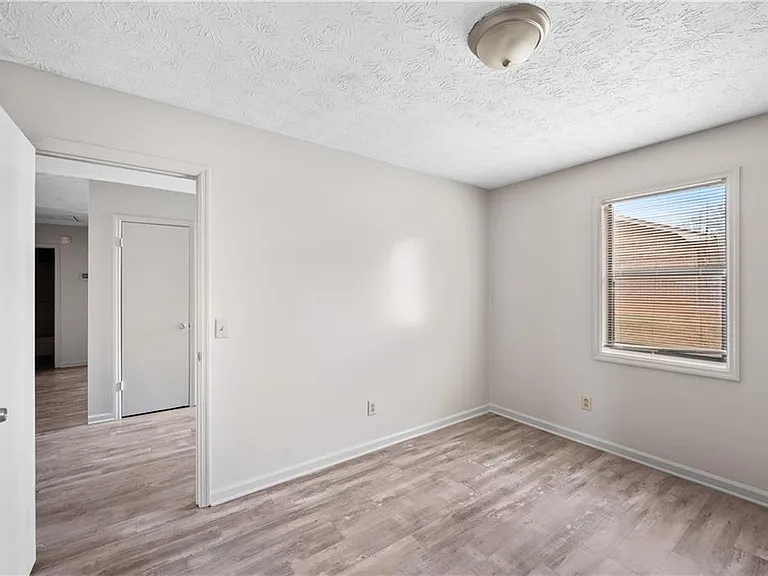 1007 New Lacy St #8 — Photo 9