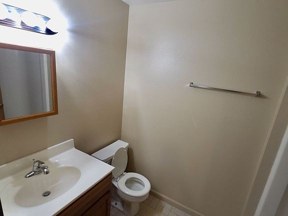 5th image of 1435 Anderson Ave APT 8