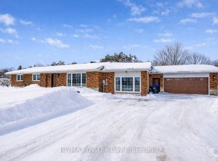 111 Balm Beach Rd E, Tiny, ON L0L 2J0