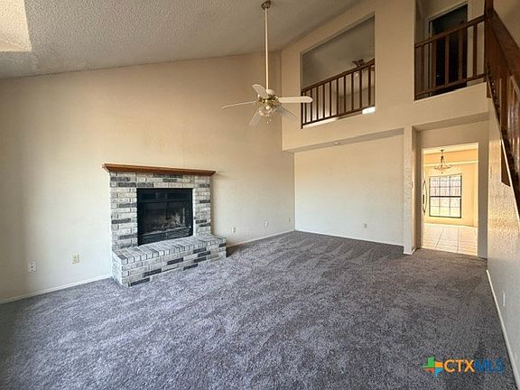 4th image of 2201 Woodlands Dr