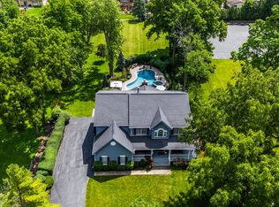 2733 N Elm Ln, Arlington Heights, IL 60004