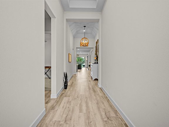 5th image of 10834 Capella Creek Way