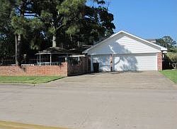 5th image of 2620 Gary Ave