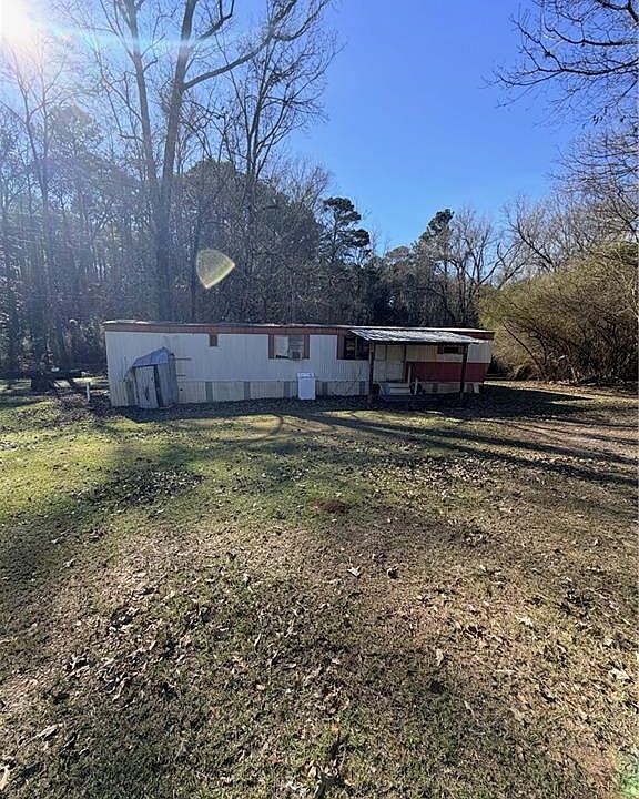 2nd image of 1013 Highway 524