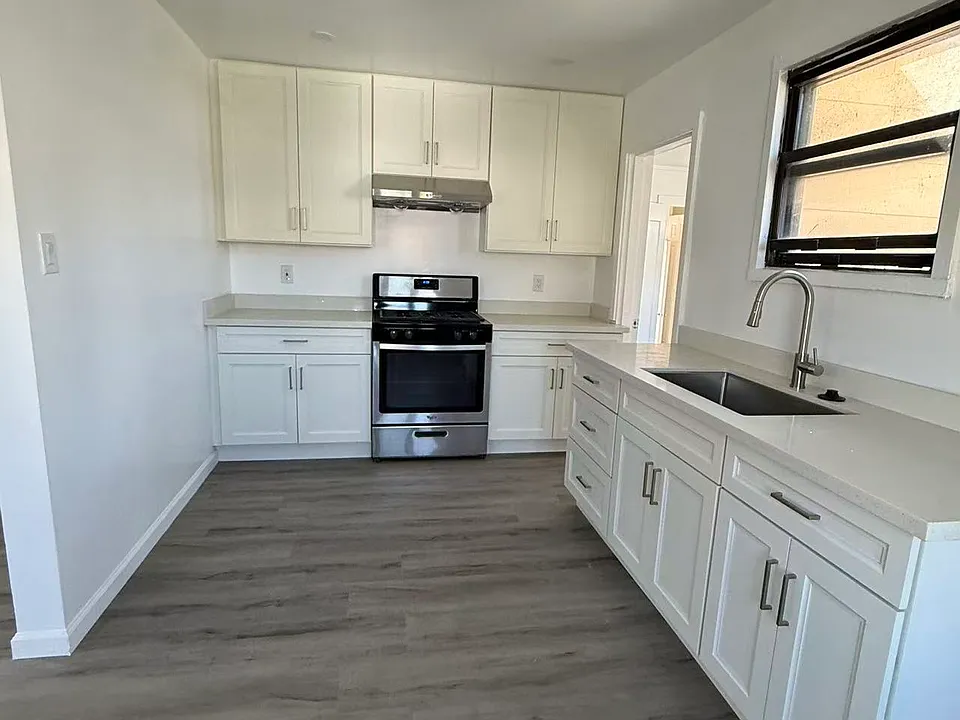 515 4th Ave