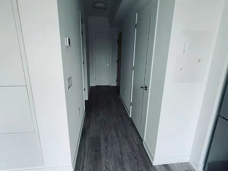10 Oak St #1710 — Photo 1