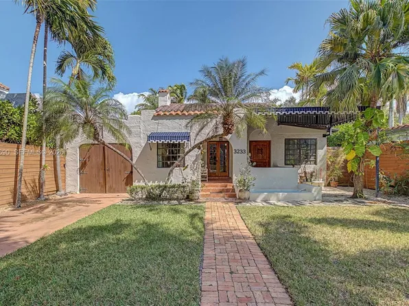 3233 Crystal Ct, Miami, FL 33133